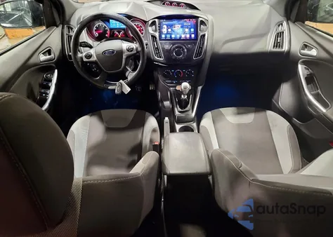 2014 Ford Focus St z USA, uszkodzony, nr VIN 1FADP3L95EL418171